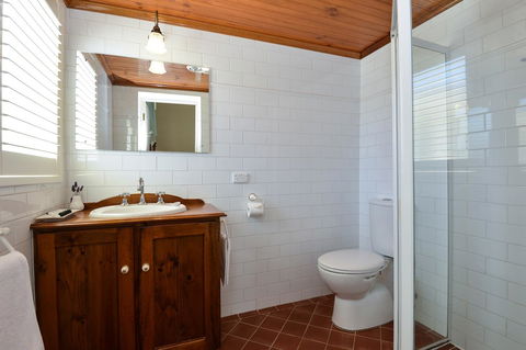 Trafalgar Premium Vintage Suites - Dentist Find 15