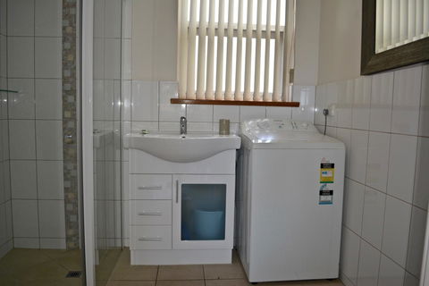Longbeach Apartments - Dentist Find 6