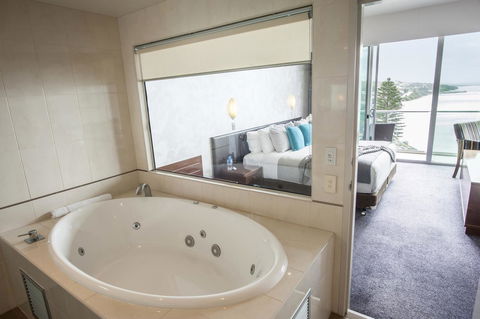 Port Lincoln Hotel - Dentist Find 20
