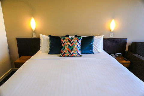 Port Lincoln Hotel - Dentist Find 10