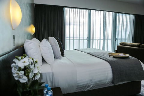 Port Lincoln Hotel - Dentist Find 8