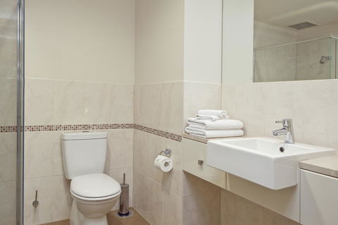Port Lincoln Hotel - Dentist Find 19