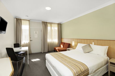 Adelaide Road Motor Lodge - Dentist Find 17