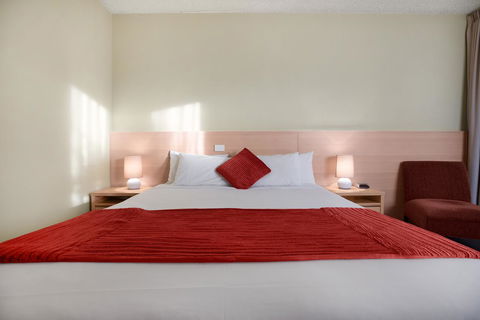 Adelaide Road Motor Lodge - Dentist Find 9
