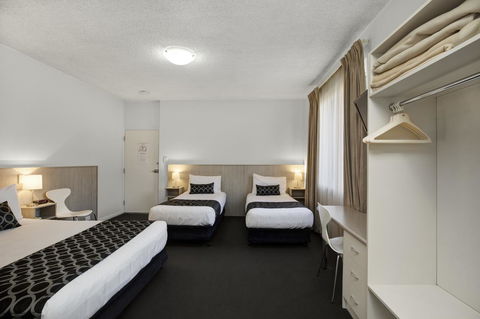 Adelaide Road Motor Lodge - Dentist Find 19