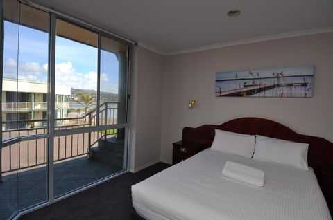 Hilton Motel - Dentist Find 34
