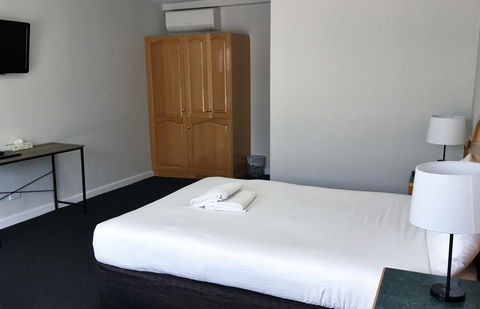 Hilton Motel - Dentist Find 26