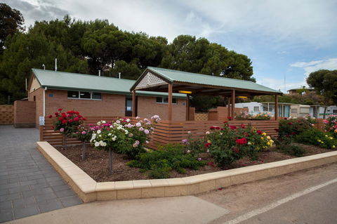 Moonta Bay Caravan Park - Dentist Find 26
