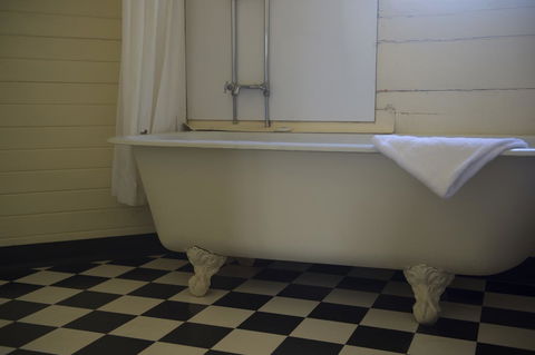 Hillview Heritage Hotel - Dentist Find 27