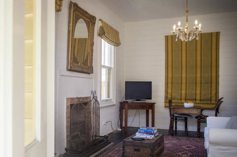 Hillview Heritage Hotel - Dentist Find 20