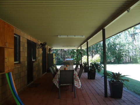 DARWIN'S SHADY ACRES RETREAT - Dentist Find 6