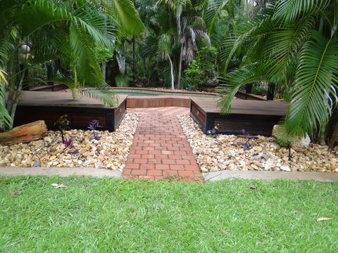 DARWIN'S SHADY ACRES RETREAT - Dentist Find 10