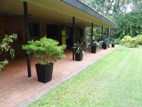 DARWIN'S SHADY ACRES RETREAT - Dentist Find 7