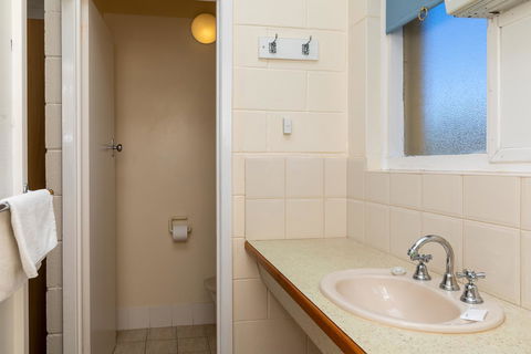 Blue Seas Motel - Dentist Find 9