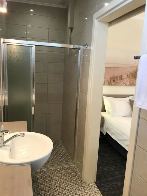 Robetown Motor Inn & Apartments - Dentist Find 34