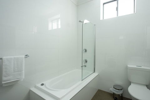 City Centre Motel Hotel - Dentist Find 27
