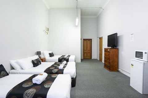 City Centre Motel Hotel - Dentist Find 9