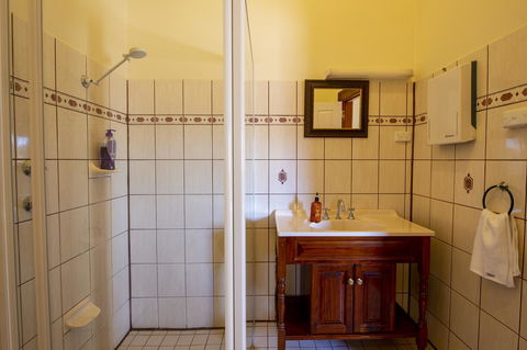 City Centre Motel Hotel - Dentist Find 33