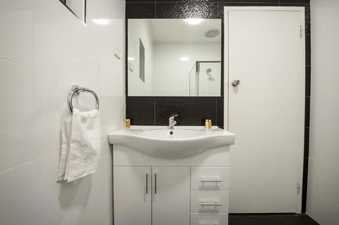 City Centre Motel Hotel - Dentist Find 22