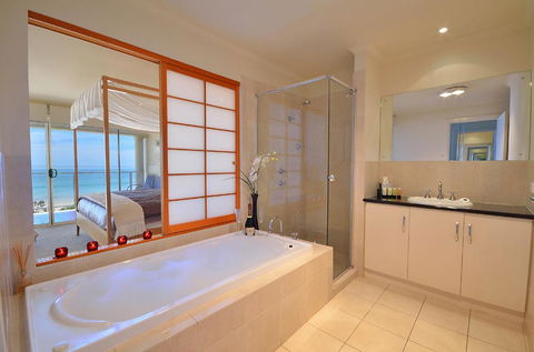 Adelaide Luxury Beach House - Dentist Find 11