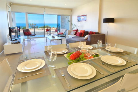 Adelaide Luxury Beach House - Dentist Find 5