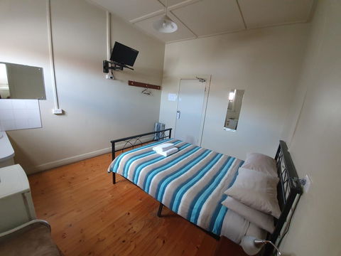 Pier Hotel - Dentist Find 20
