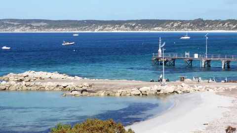Elanora Tranquility At Emu Bay - Dentist Find 18
