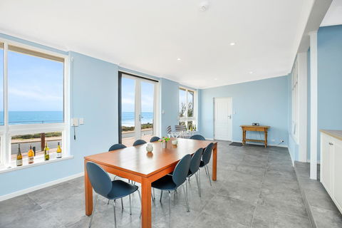 Salomon Sea Haus - Sellicks Beach - Dentist Search 5