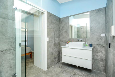 Salomon Sea Haus - Sellicks Beach - Dentist Search 10