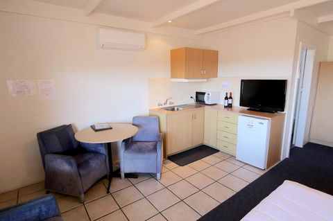 Harbour View Motel - Dentist Find 23