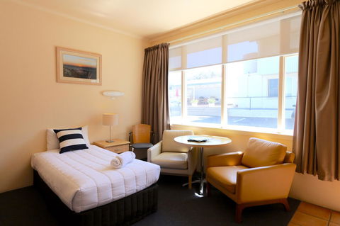Harbour View Motel - Dentist Find 37