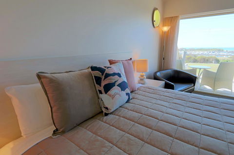Harbour View Motel - Dentist Find 11