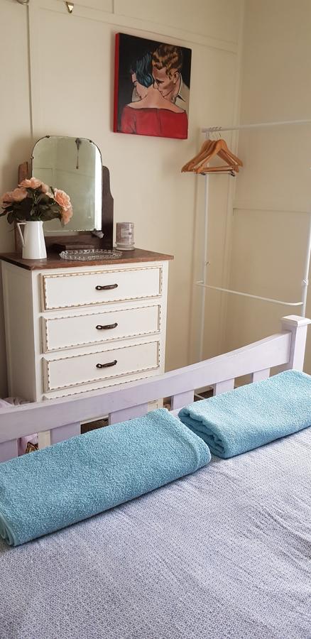 Chargeo.stay Cottage - Dentist Find 14