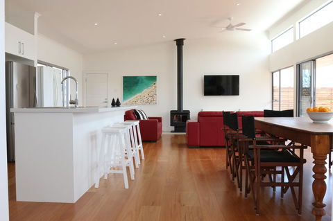 Middle River Beach House - East Wing - Dentist Find 21