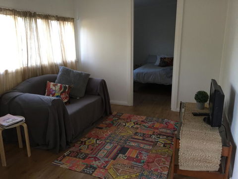 35 Trevena Road - Dentist Search 10