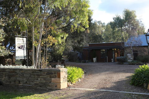 William Hunt's Retreat - Cypress Studio - Dentist Find 15
