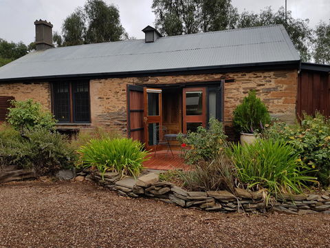 William Hunt's Retreat - Cypress Studio - Dentist Find 10