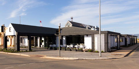 Ellen Hotel - Dentist Find 9
