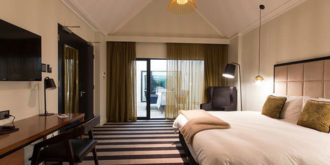 Ellen Hotel - Dentist Find 16