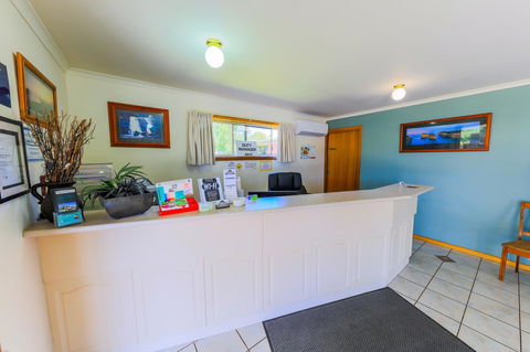 Country Roads Motor Inn Naracoorte - Dentists Australia 36