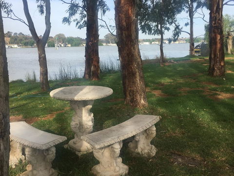 Murray Bridge Riverview Cabin - Dentist Find 4