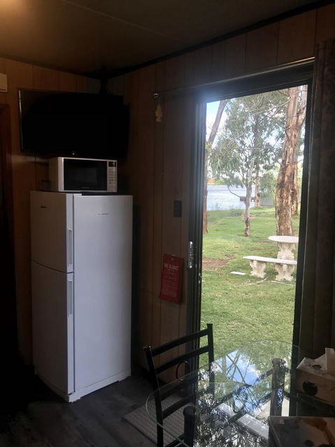 Murray Bridge Riverview Cabin - Dentist Find 3