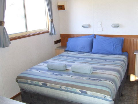 Western KI Caravan Park & Wildlife Reserve - Dentist Find 10