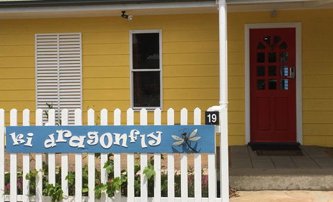 KI Dragonfly Guesthouse - Dentist Search 4