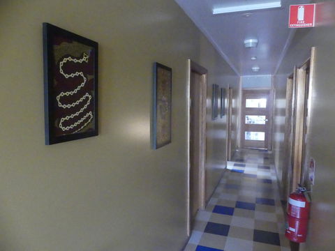 KI Dragonfly Guesthouse - Dentist Search 44