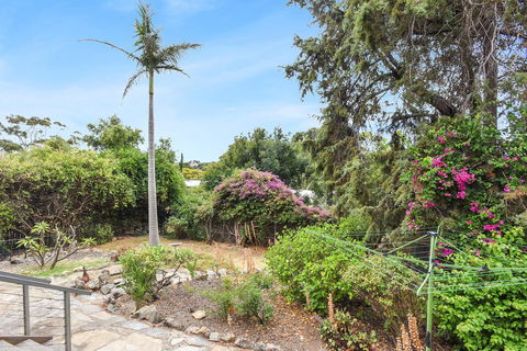 Red Door - Dentist Search 16