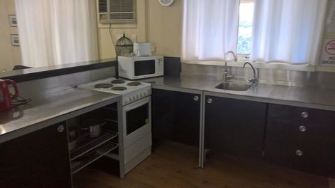 Second Valley Caravan Park - Dentist Find 3