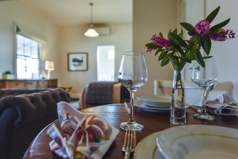 Railway Cottage In Beachport - Dentist Search 5