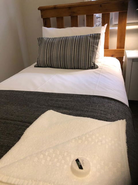 Cornwall Hotel - Dentist Find 11