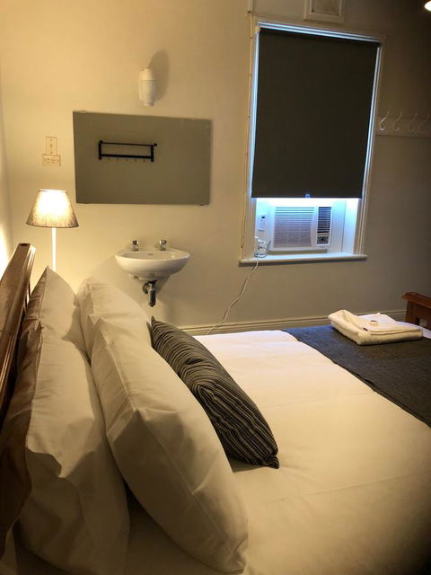 Cornwall Hotel - Dentist Find 5
